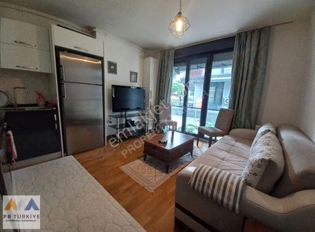 Kadıköy Yoğurtçu Parkına Yakın Eşyalı 1+1 Kiralik Daire !!!