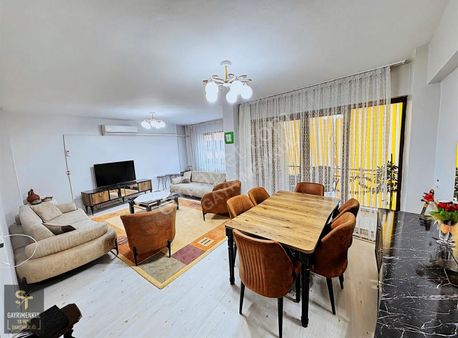 Saltak Cad Üzeri**bizim Kasap Işıkları Yakını**3+1**160 M2