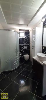 Narlıdere Ilıcada 9 Eylül`e Çok Yakın Deniz Manzaralı, Otoparklı