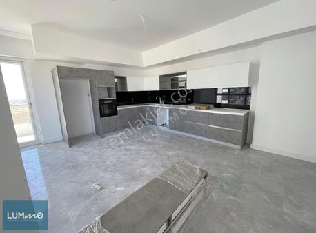 Lummo'dan Faras Panorama İncek'te Lüks Yapıda Yüksek Katta 4,5+1