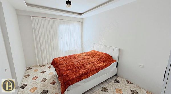 Acil Satılık !! Hastane Yanı Sıfır Eşyalı Arakat 1+1 Lüks Daire