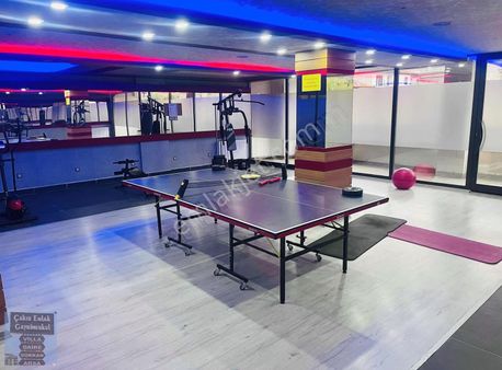 Site İçerisinde Havuzlu Spor Salonlu 276 M2 6+1 Ultra Lüx Daire