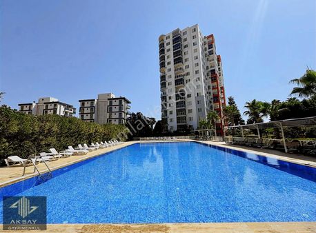 Akbay'dan Hopel City'de Güvenlikli K.otoparklı Havuzlu Geniş 1+1