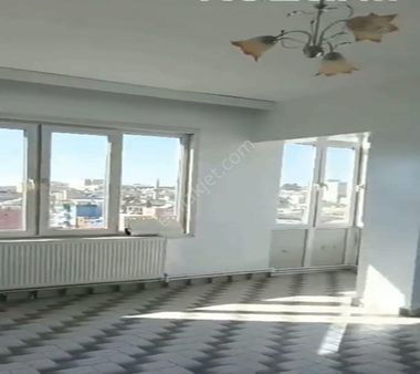 İnönü Cadde Üstünde Çok Uygun 2+1 Asansörlü Daire