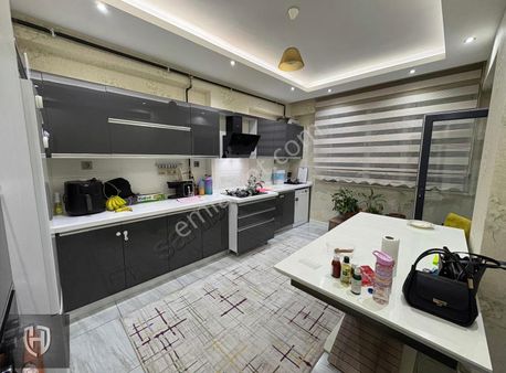 Sedirler Cad Yeni Açılan Köprü Yolu Üzeri Arakat 3+1 Daire