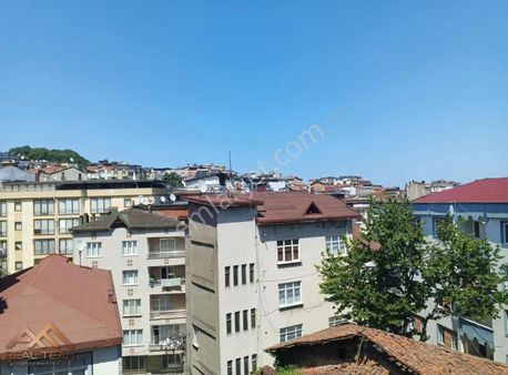 Real Team Gayrimenkul'den Ordu Ünye'de Satılık 3+1 Daire