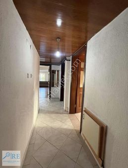 Barıda Otel Arkası 2 Oda 1 Mutfak Teraslı 85m2 Boş Daire 10.000₺