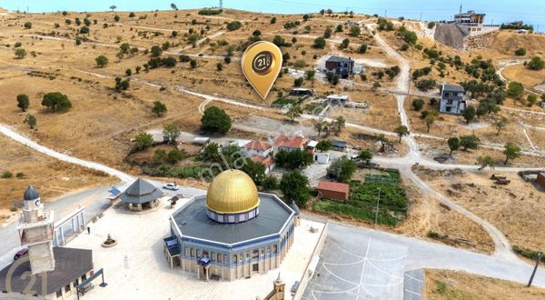 C21 Loca'dan Kuva-i Milliye Mahallesi'nde Köşe Konum 321m² Arsa