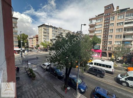 Cadde İnvestten Cadde Köşe Başında Harika Lokasyon Asansörlü 3+1