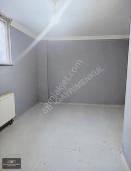 Anadolu Mahallesinde Kiralık 1+1 Metroya Yürüme Mesafesinde