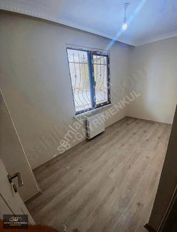 Karlıbayır Mah 2+1 Düz Giriş Kat Daire