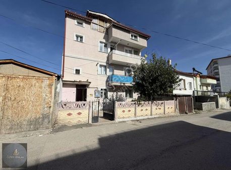 Özen Emlatan Satılık2+1 Daıre