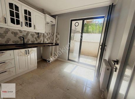 Bağlarbaşı Mahallesi Satılık 2+1 Yüksek Giriş