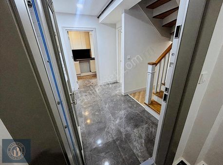 Üsküdar Sultantepe Deniz Manzaralı 275 M2 Dubleks Daire