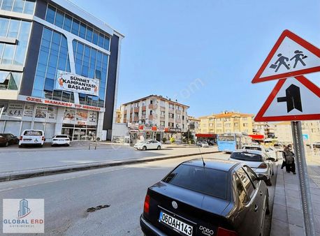 Mamak Çağlayan Mh Hastane Yakınında 3 Balkonlu 3+1 Fırsat