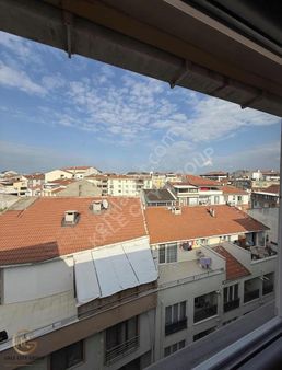 Biga Hamdibey Mh Lale Sokakta Satılık 2+1 Geniş Daire 170 M2