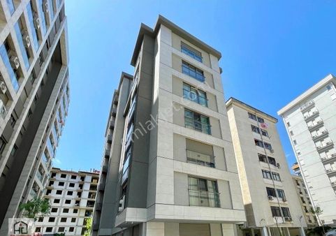 Caddebostan Hamam Sokakta 3+1 Geniş M2'de Lüks Fırsat!!