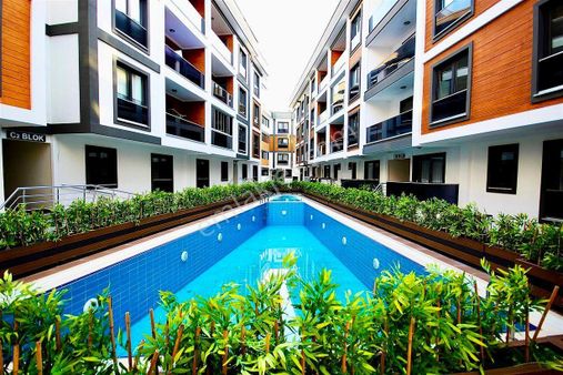 Yüksel'den Akçay'da Satılık Ultra Lux Site İçinde Havuz Manzaralı 1+1 Daire