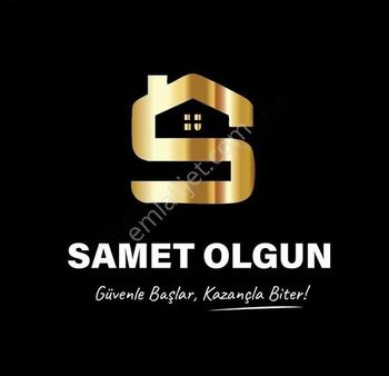 6+2 Odası Bulunan 3 Katlı Bahçeli Müstakil Villa