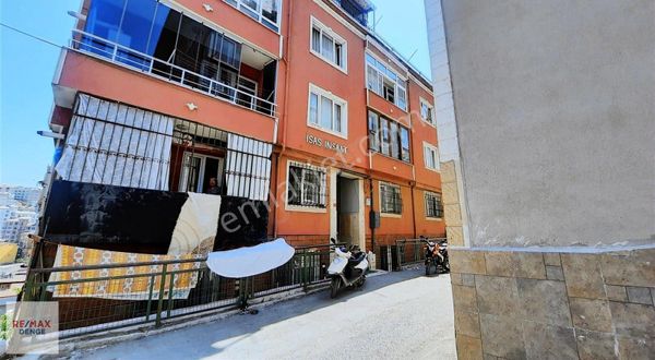 Eyüpsultan Oruç Sokak Da Bahçekatı Satılık Daire