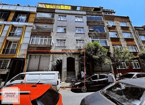 Bayrampaşa Muratpasa'da Gırıs Kat Kiralık Dükkan-atölye
