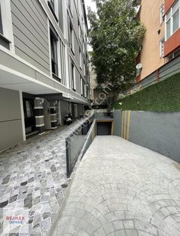 Bayrampaşa Yıldırım Mah Satılık 2+1 Otoparklı Daire