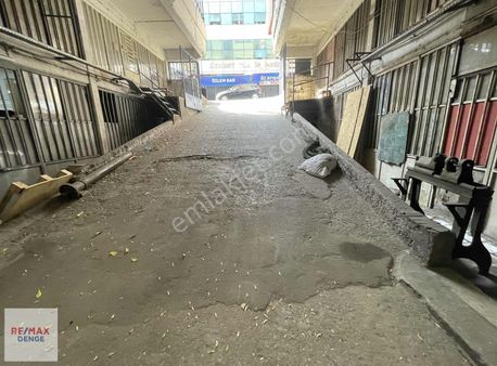 Bayrampaşa Ünlüsoy Sanayi Sitesinde Giriş Katında Kiralık Dükkan