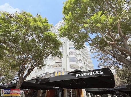 T. Özal Kenan Evren Kavşağında Starbucks Üzeri Saunalı 6+1 Daire