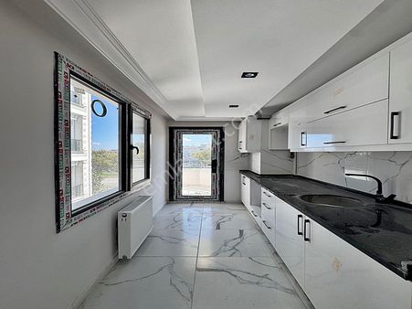 Cadde34 Yapı'dan Sıfır İnşaat'tan Eminevim Şartlarına Uygun 2+1 Satılık Arakat Daire