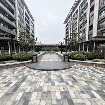 Beylıkduzu Kavaklı'da 2+1 Lux Site İçinde