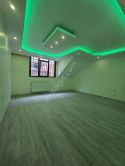 Satılık 2+1 Bahçeli Daire