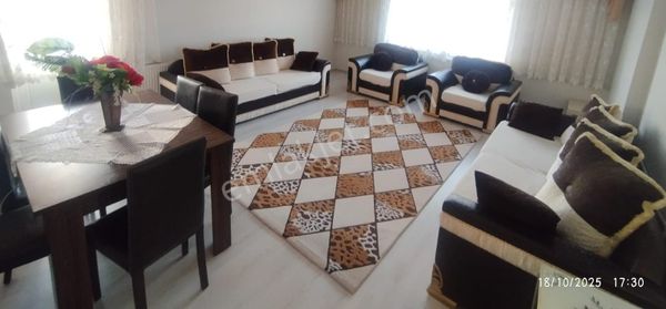 Acill*zafer Mahallesin De Cadde Üzeri Çok Geniş Yapılı 3+1 Daire