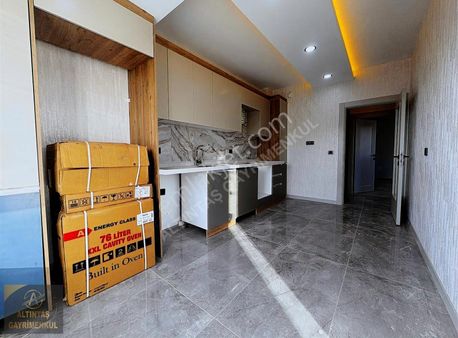 Altıntaş'tan 29 Ekim Mah Ultra Lüks Ara Kat Sıfır 3+1 Satılık