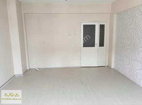 Kandil Emlaktan Yenişehir Mah.3+1 Satılık Ara Kat Daire