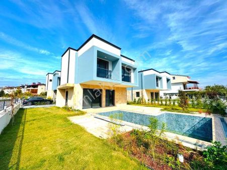 Güzelçamlıda Plaja Çok Yakın Özel Havuzlu Tek Müstakil Sıfır Villa