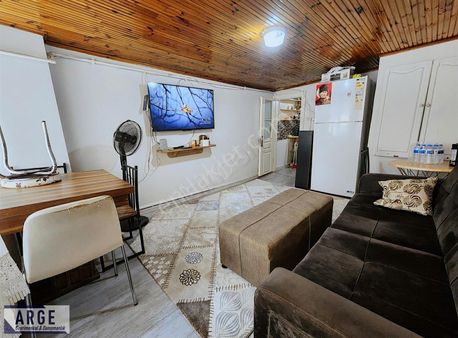 Balat Fener'de 1+1 Satılık 1. Kat Daire