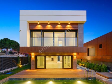 Satılık Müstakil Özel Havuzlu Özel Otoparklı Akıllı Son Sistem 4+1 Villalar