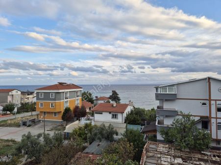 Delux'den Mükemmel Konumda Deniz Manzaralı 1+1 Daire