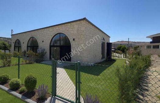 Fast Buy / Şifne'de Denize Yürüme Mesafesi 4+1 Loft