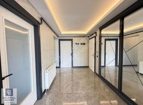 Vadi Yeşiltepe Sitesi'nde 4+1 Geniş Ve Konforlu Daire