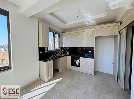 Esc'den Yenişehir Deniz Mah'de Ultra Lüks 2.5+1 Daire Esc2232