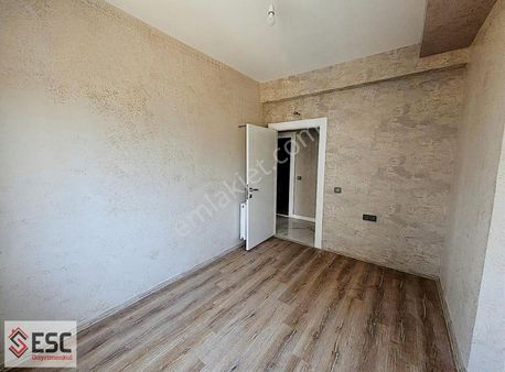 Esc'den Deniz Mh'de 3+1 Bağımsız Mutfak Lüks Daire Esc2132