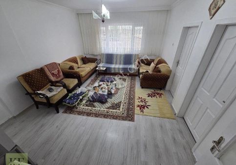 Ankara Sincan Atatürk'te 3+1 Yapılı Bahçe Katı Çarşı İçi Merkezde Satılık Daire