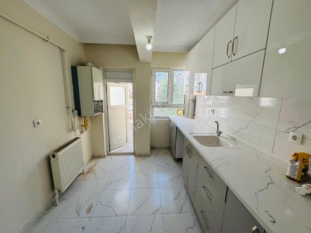 Gölbaşı Bahçelievlerde 3+1 2.kat Kiralık Daire Karadeniz Emlakta
