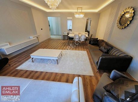 Lüks Site İçerisinde Full Yapılı Muhteşem 4+1 Satılık Daireler