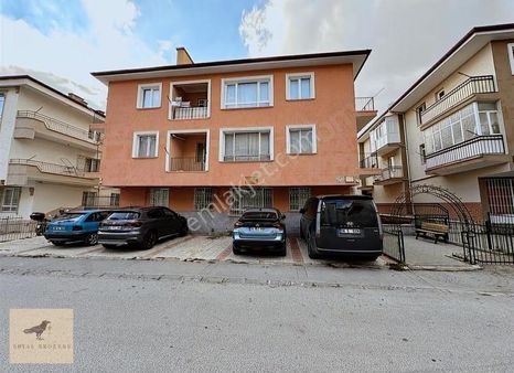 Satılık, Bayraktar Mahallesi Nakımlı 3+1 Daire