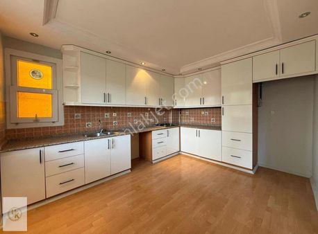 Kenan E.vrupa Hospital Civarı Herkat Tek Daire 5+1 Satılık Daire