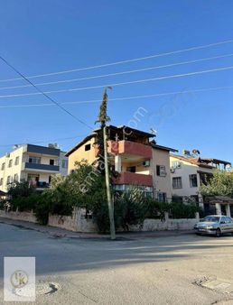 Kurttepede 462 Metre Arsa İçi Dublex 8+1 Köşebaşı Satılık Villa