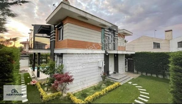 Şile Kumbada 4+1 Satılık Villa