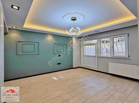 Metrobüse Yürüme Mesafesnde Oturuma Yatırıma Uygun Satılık Daire